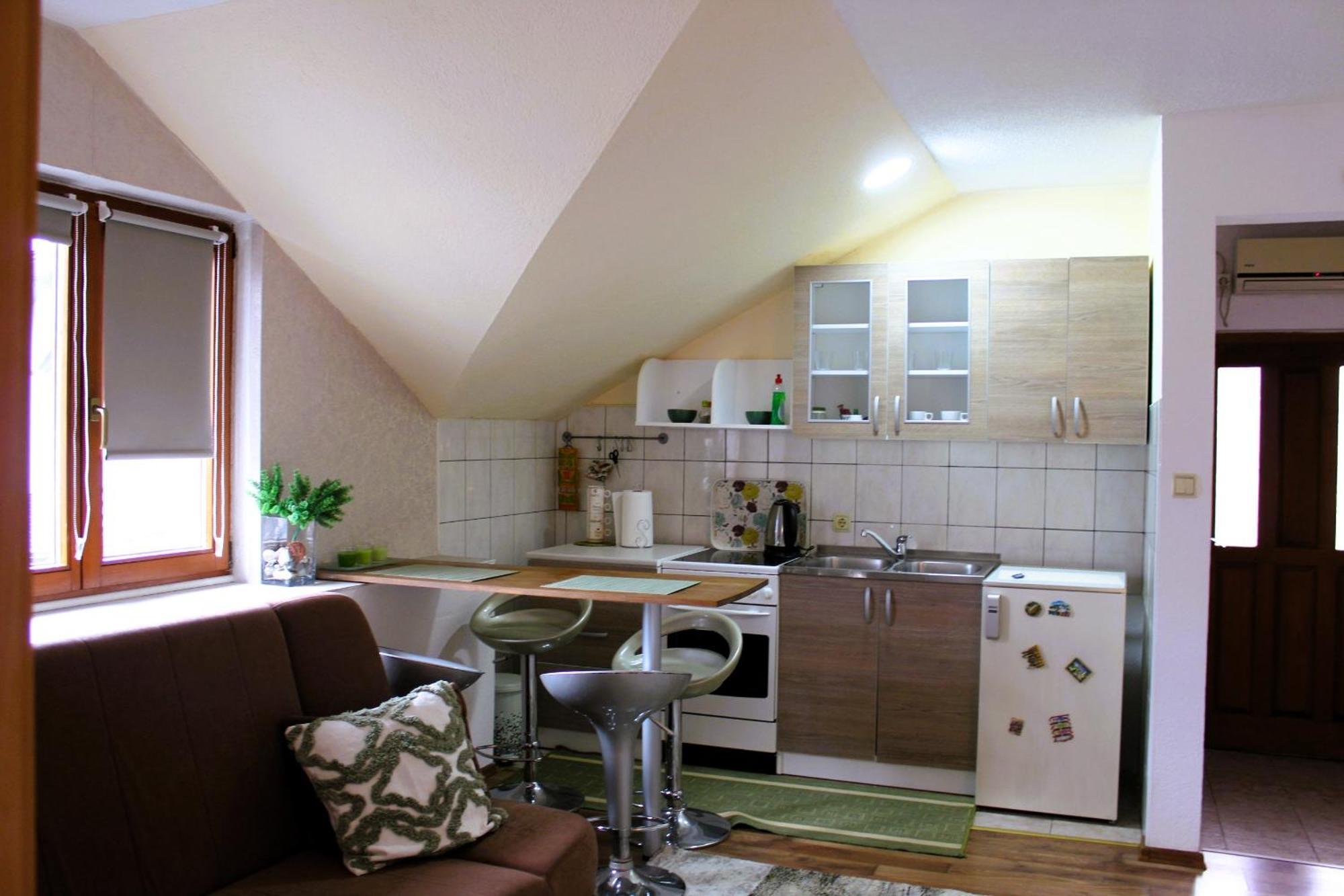 Svila Apartmani Біхач Екстер'єр фото